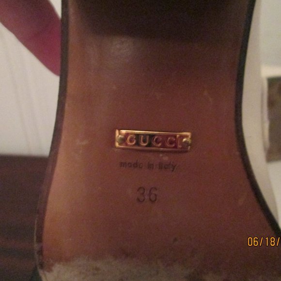 Vintage Gucci White Loafers Gold Chain Stacked Heel Size 36 EU In Original Box - Picture 9 of 12